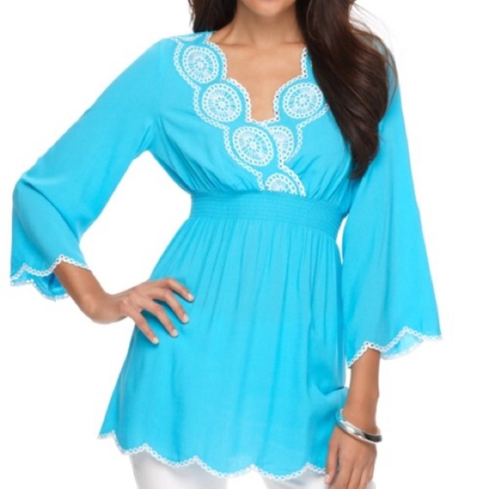 Teal V-Neck Scalloped Top